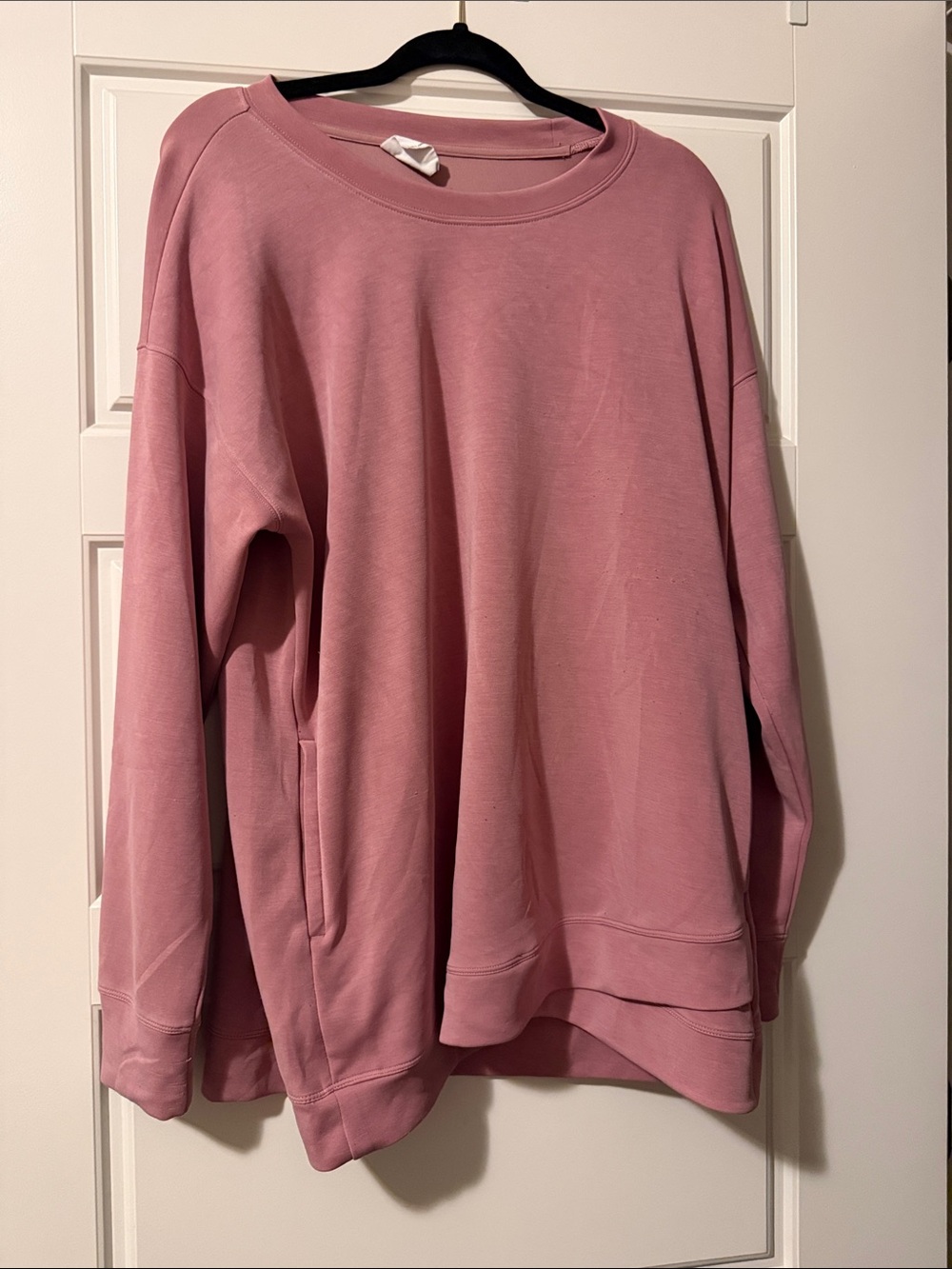 Women's Relaxed Scoop Neck Sweatshirt - Dusty Rose with POCKETS.
